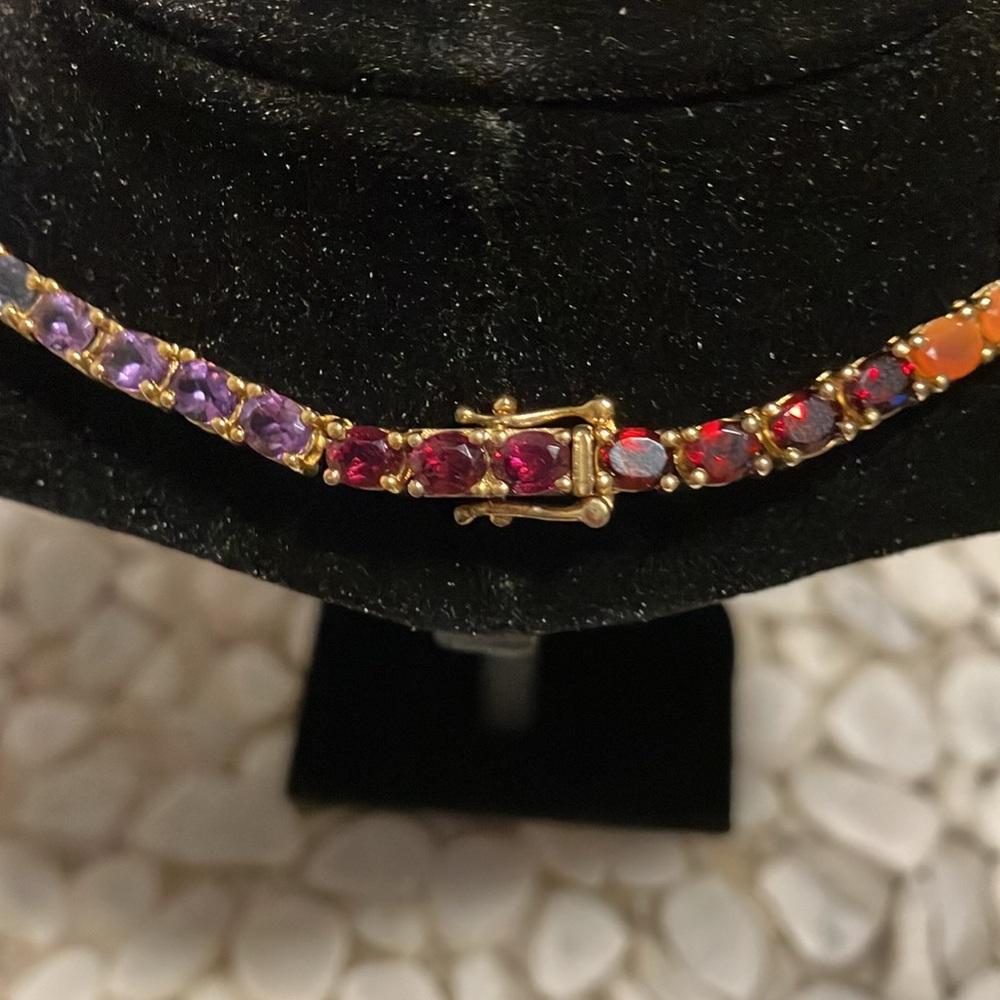 Gorgeous NWOT Rainbow Gemstone Necklace - Picture 5 of 7
